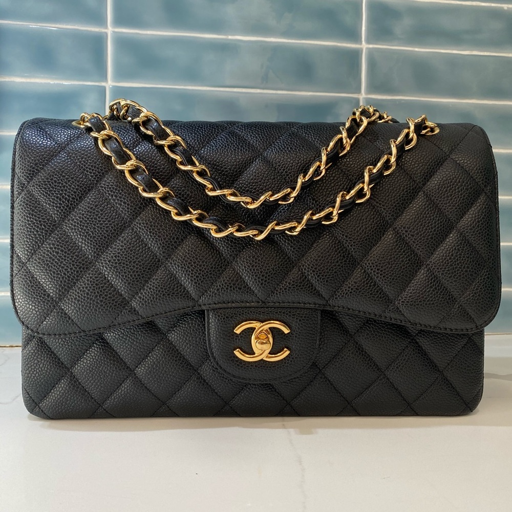 Classic Chanel Jumbo Double Flap Bag